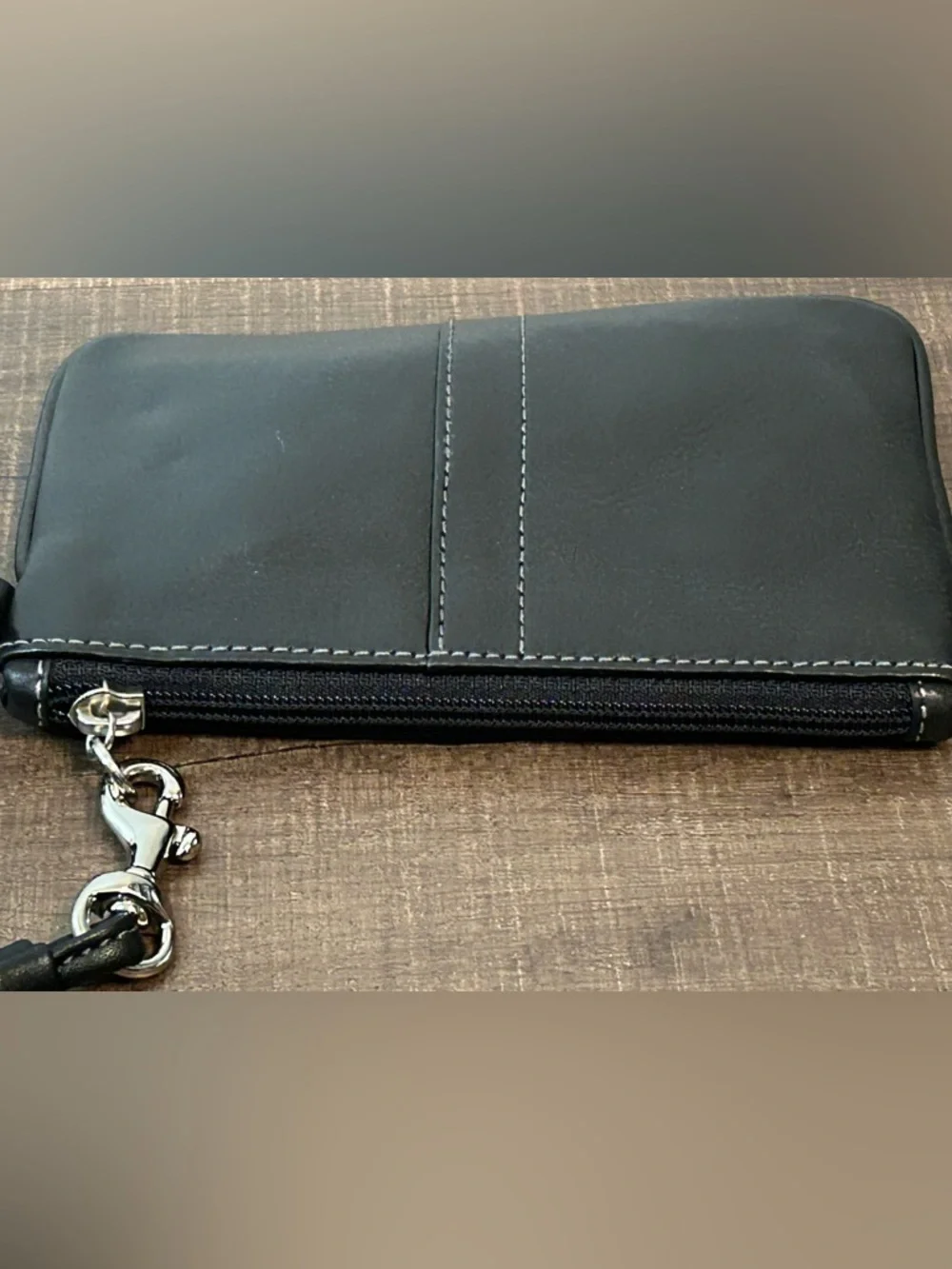 Coach Signature Black Leather Penelope Wristlet NWT F42230 New Old Stock